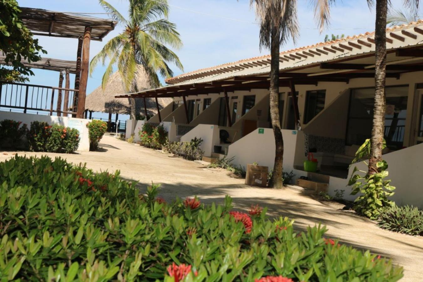 Cabanas La Espanola Coveñas Extérieur photo